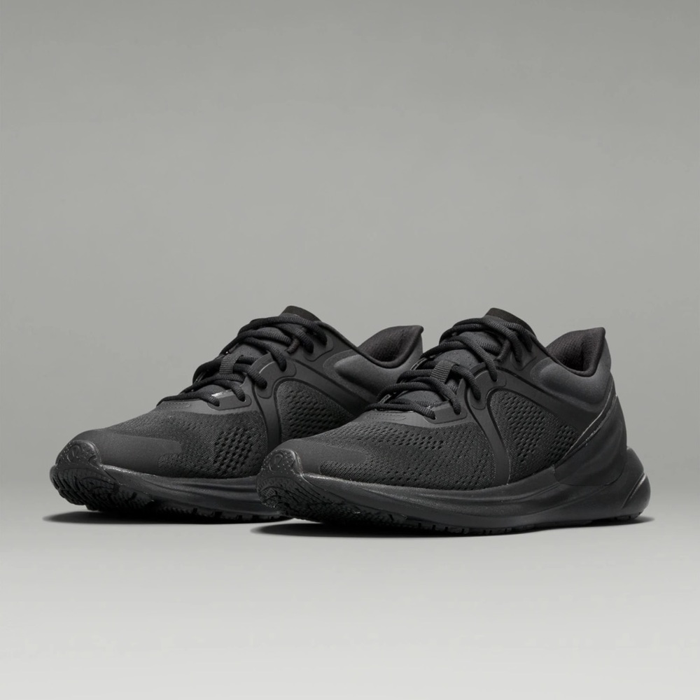 lululemon blissfeel sneakers. Size 7.5. Black on black.